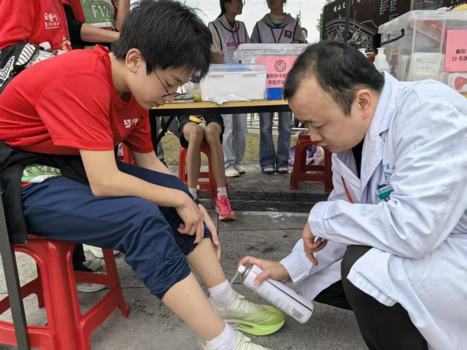 HsFX, 婷婷, 人潮如织 HsFX, 婷婷, 人潮如织